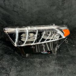2020-2024 Ford Explorer driver side headlights