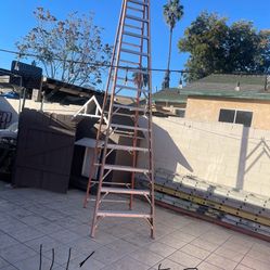 Excellent Condition, 14 Feet And More Sizes Available Fiberglass Ladders
