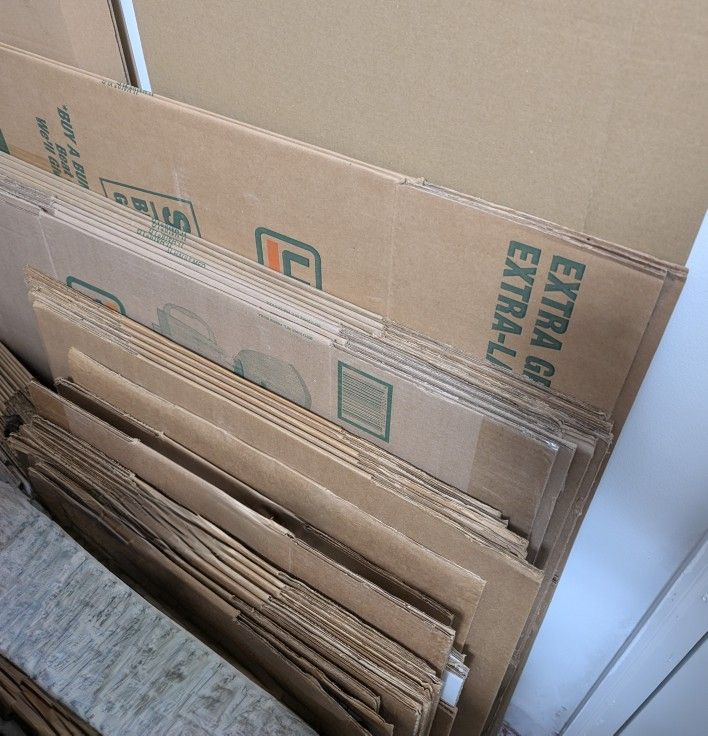Large Moving Boxes And Medium/Small shipping Boxes