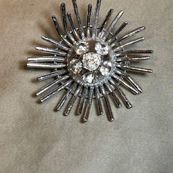 Silver Tone & Rhinestone Starburst Brooch