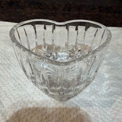 NOT AVAILABLE UNTIL MONTH END Crystal Heart Shaped Dish