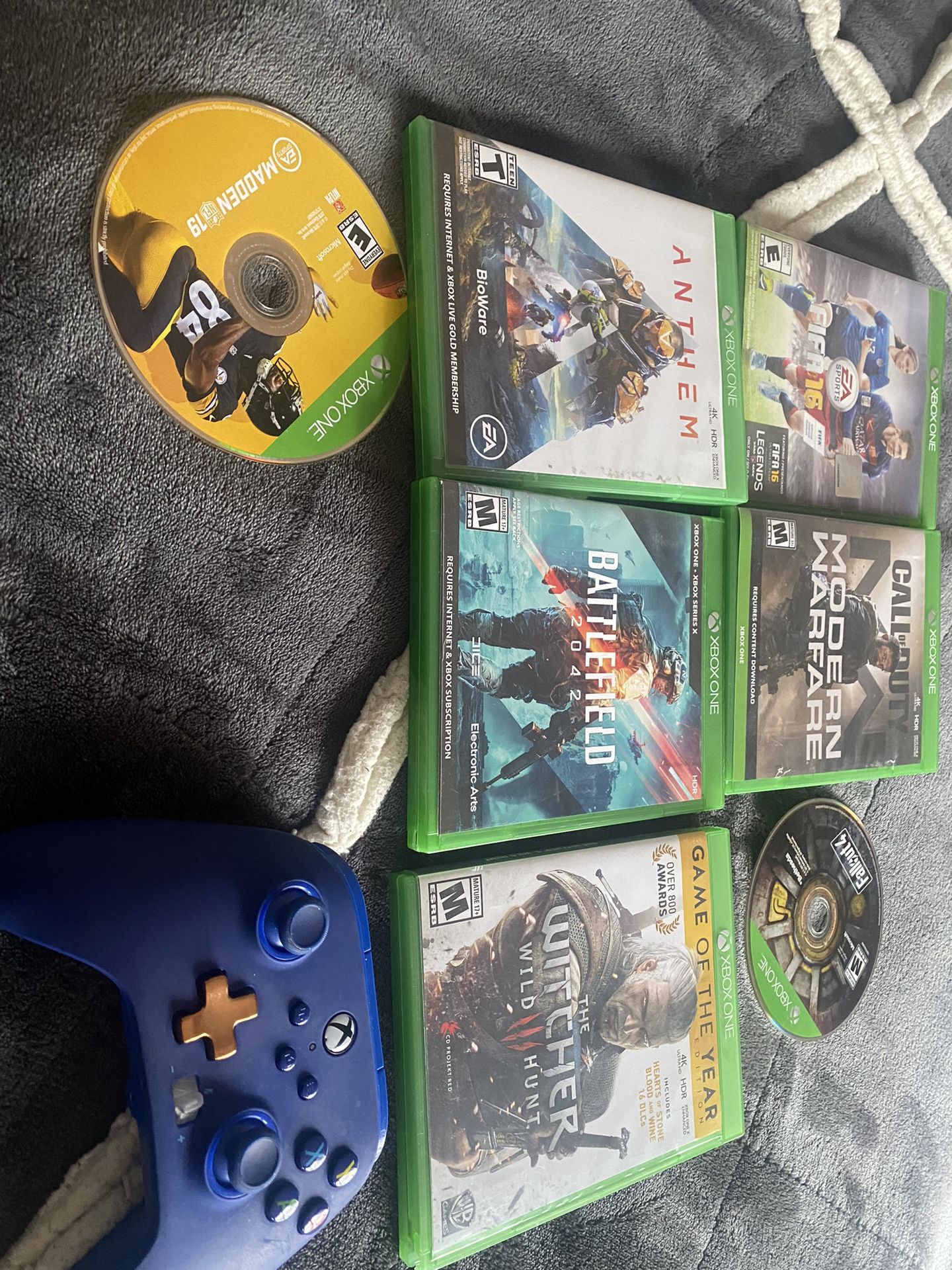 Xbox One Controller And Games