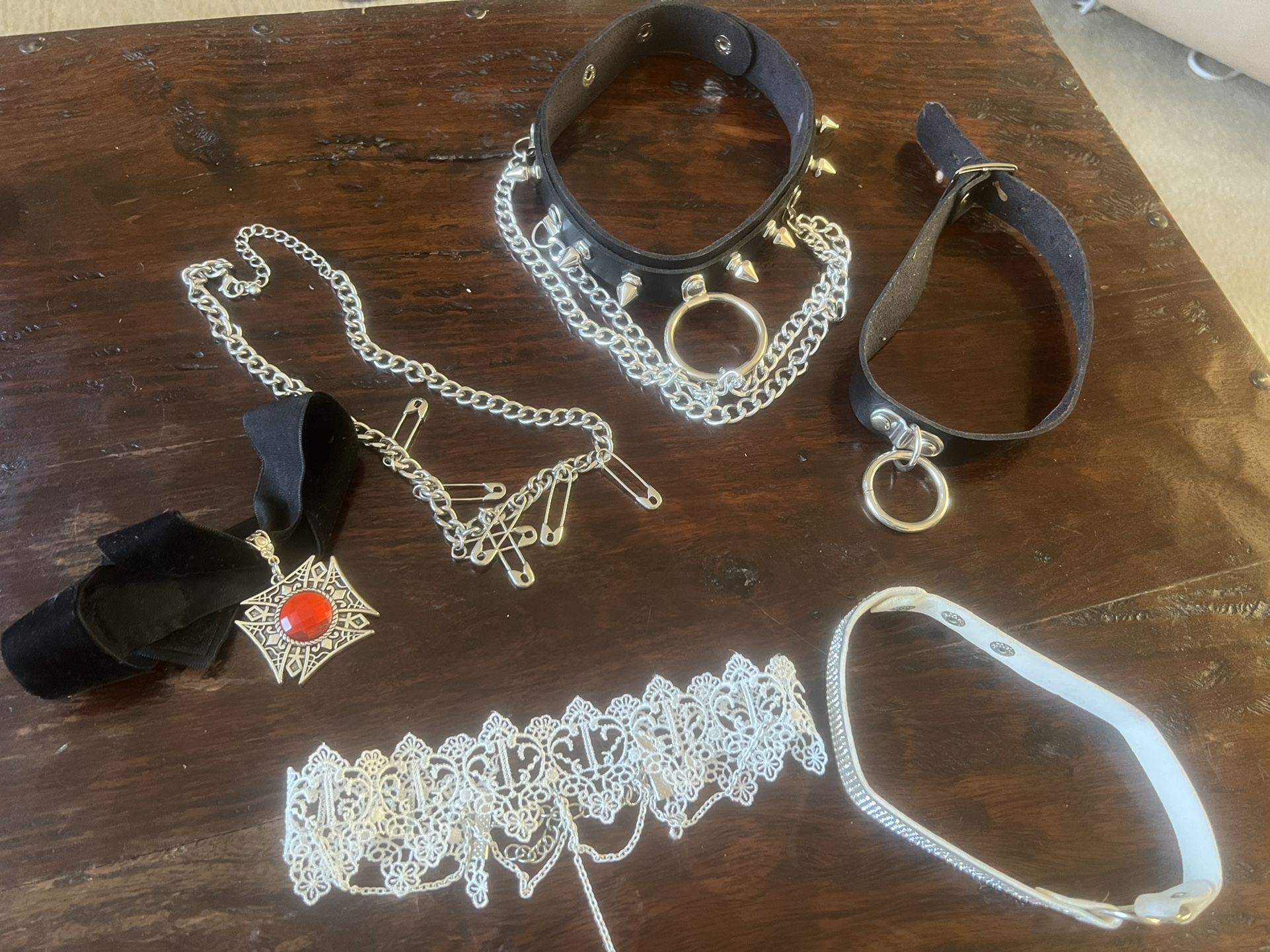 Chocker/Necklace Lot Of 6