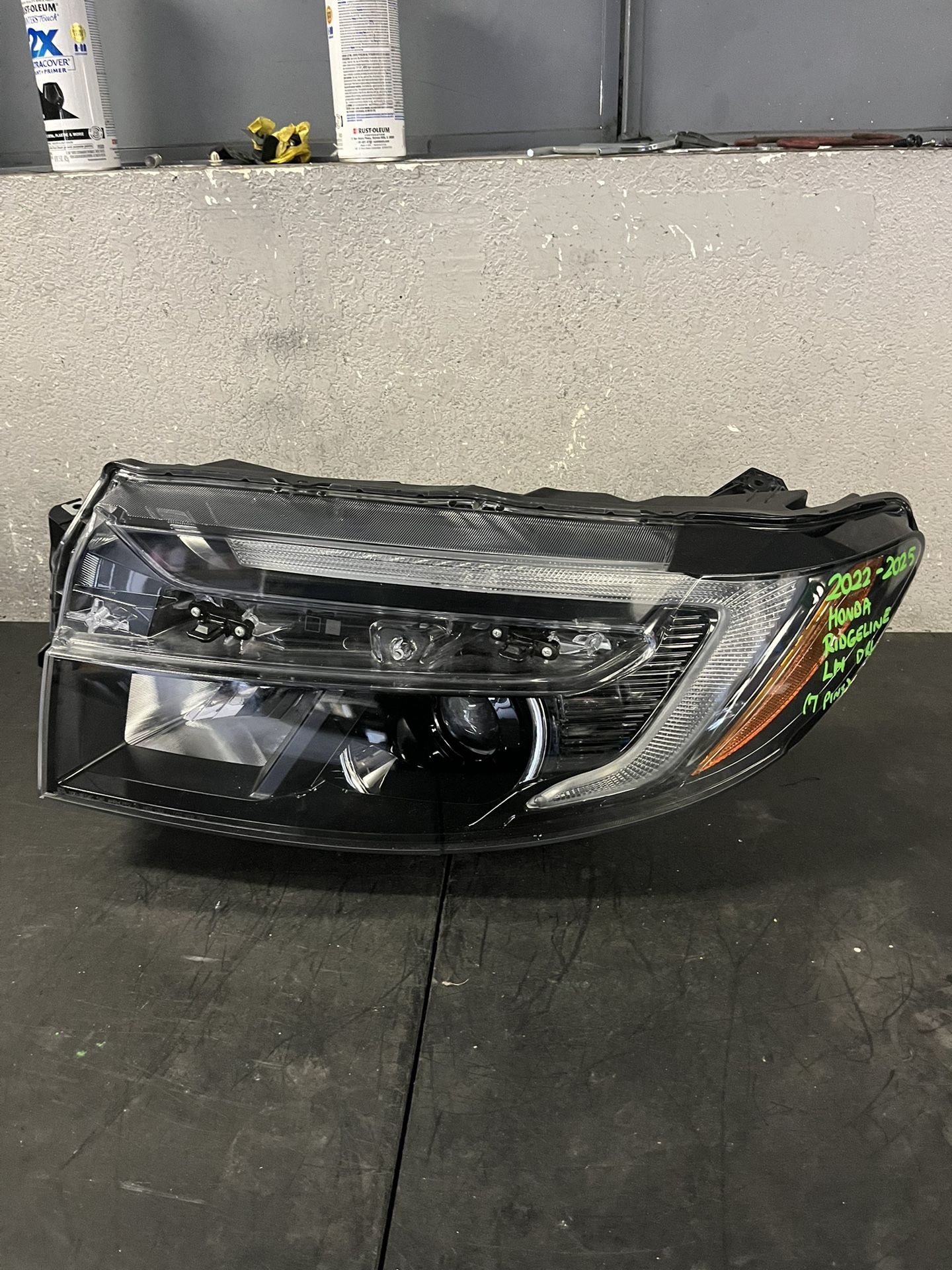 2022-2023-2024-2025 HONDA RIDGELINE LEFT DRL HEADLIGHT OEM USED