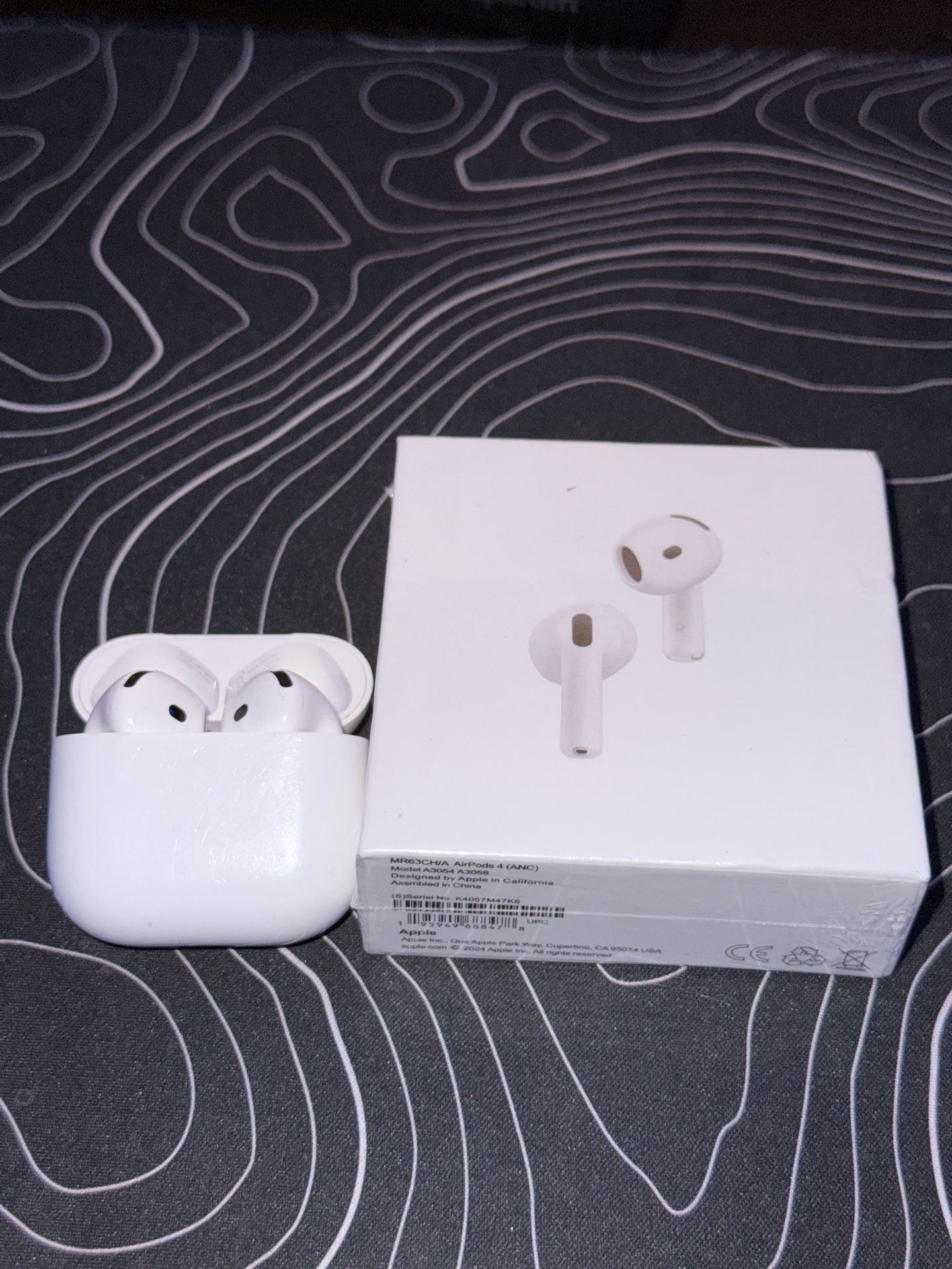 AirPods 4