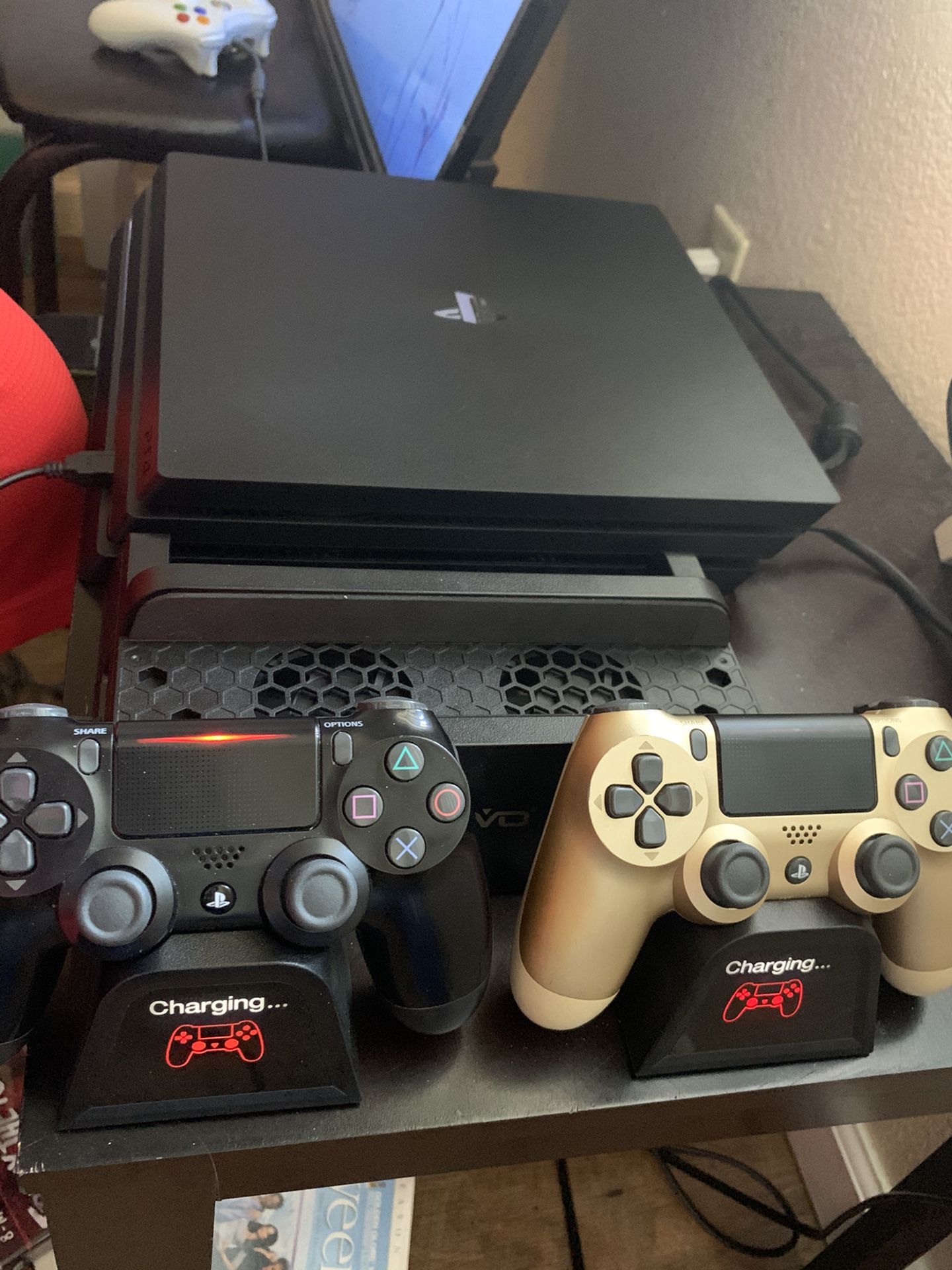 PS4 PRO WITH EXTRAS