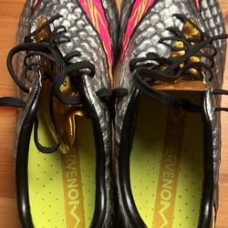 Neymar’s Soccer Cleats Size 9