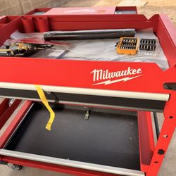 Milwaukee  40 In 2-drawer Steel  Work Cart
