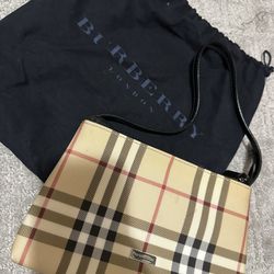 Authentic Burberry Mini Pouch In Nova check Pattern with Original dust Bag  for Sale in Las Vegas, NV - OfferUp