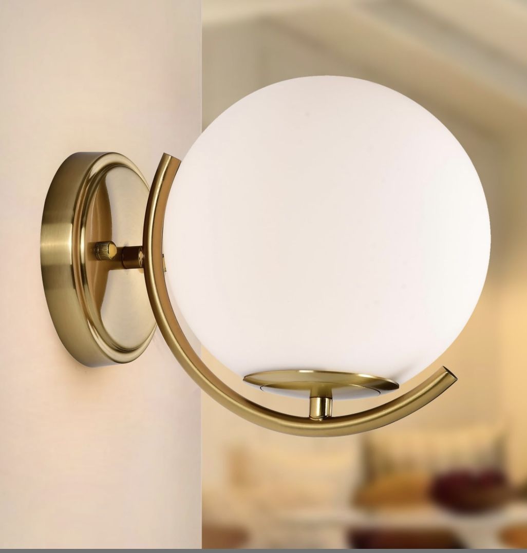 COTTAGE LIFE Gold Globe Wall Sconce With 7.1" Glass Shade, Mid Century Modern Wall Light Fixture For Bedroom, Hallway, Living Room, E26 Base, Hardwire