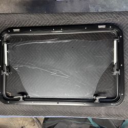 Van Window + Screen, Arctic Tern Overland 