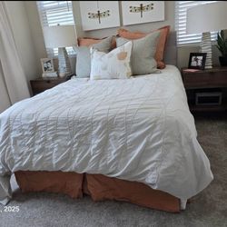 Model home full size bedroom set