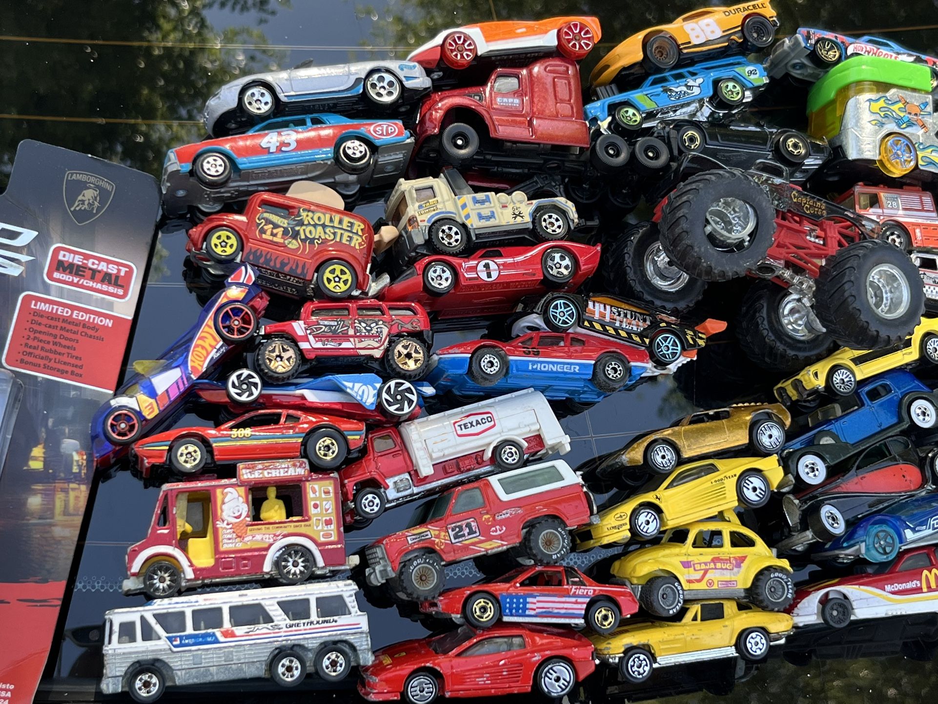 Hot Wheels Collection 70+ Cars
