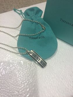 Tiffany & co. Atlas necklace