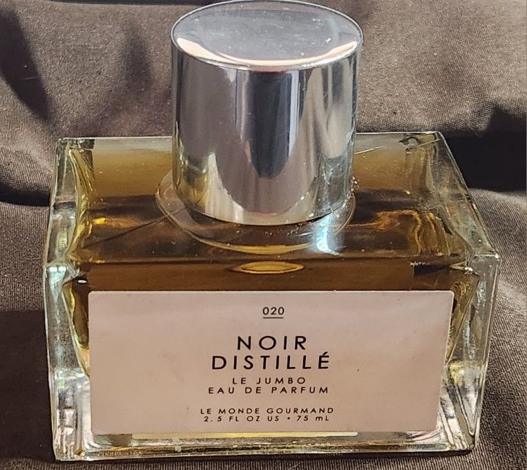 Urban Outfitters 020 Noir Distille Eau De Parfum 2.5 FL OZ / 75 ML, Pre-owned, Full, No Box