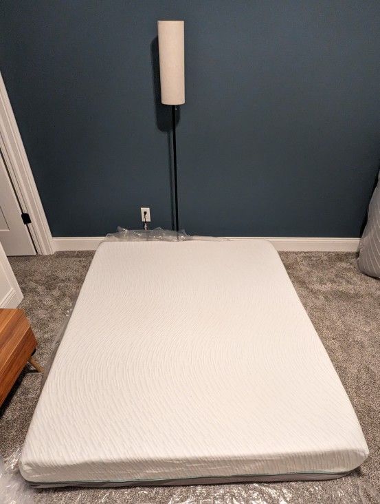 Queen Memory Foam Mattress