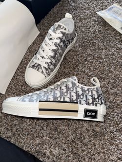 Dior B23 Oblique Sneaker EU 43 (Men’s size 9.5) brand new in box