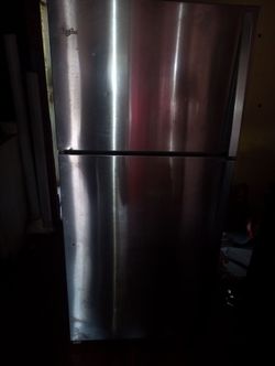 Refrigerator whirlpool