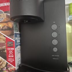 Keurig K-Express Essentials Single Serve K-Cup Pod Coffee Maker, Black