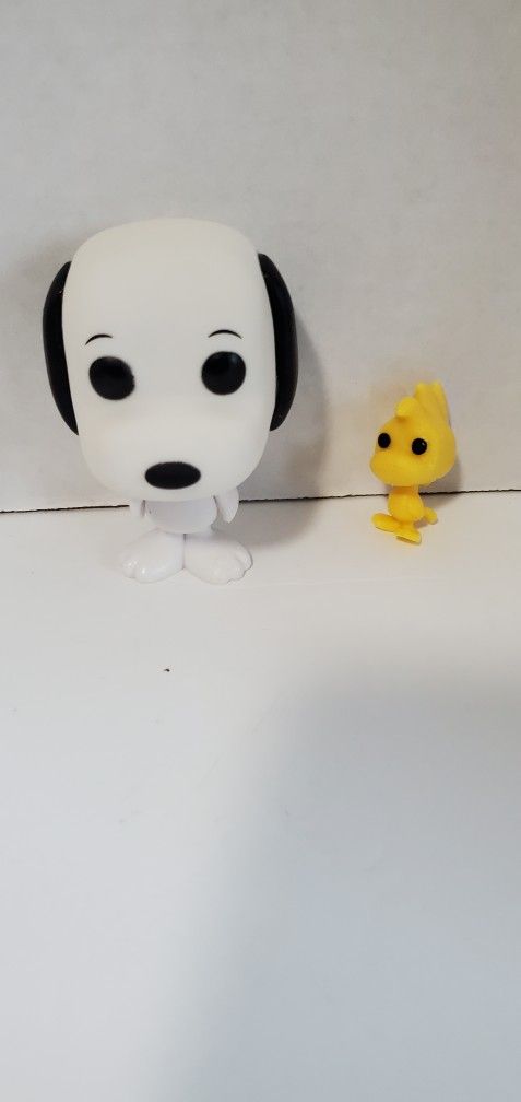 Funko Pop # 49 Snoopy and Woodstock Vaulted!