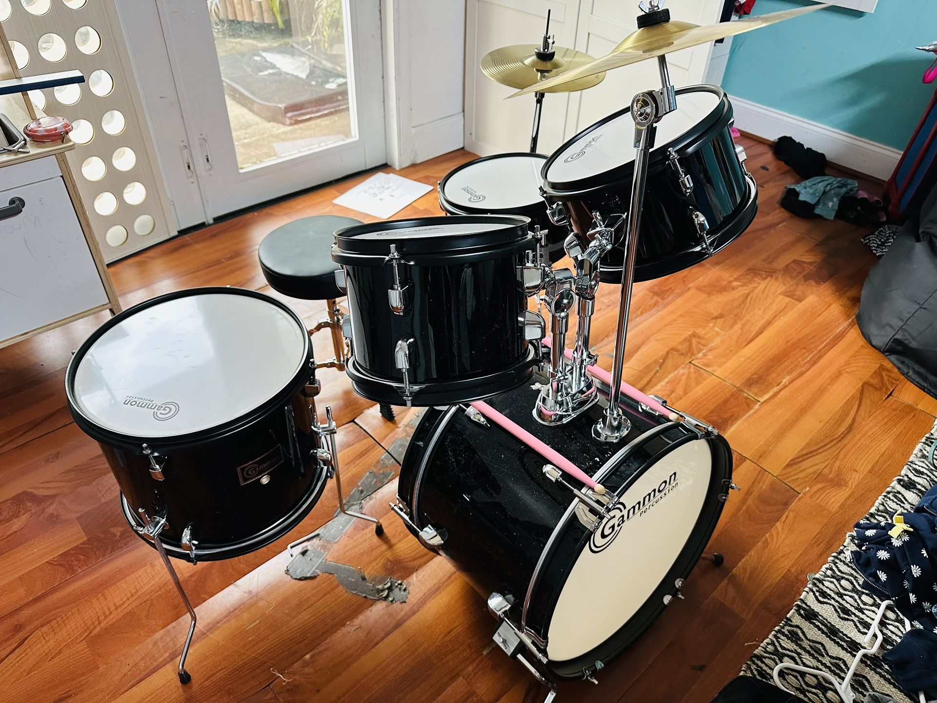 Kids Professional Full Drumset. Brand New Purchased Christmas Last Year Paid $450 Just Sits.
