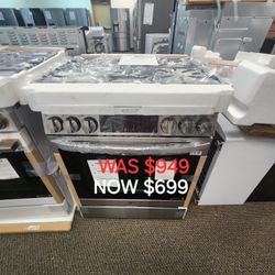 30 In. 5.8 Cu. Ft. Smart Single Oven Gas Range With Easy Clean , Wifi Enabled In Stainless Steel 