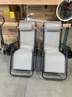 New Outdoor Set of 2 Zero Gravity Chair Reclinerw/ Pillows & Cup Holder Trays Foldable Lounge Chair