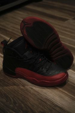 Jordan 12 Flu Game Size 6Y