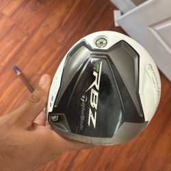 TaylorMade RBZ Driver RH (READ DESCRIPTION)