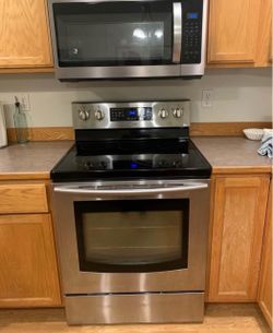 Kitchen appliances in very good condition