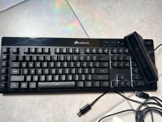 Corsair Wireless Keyboard And iCue Nexus