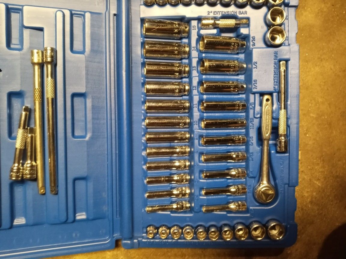 Cornwell USA Chrome Socket Sets for Sale in Joliet, IL OfferUp