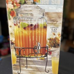 Glass Beverage Dispenser with Stand and Spigot – 1.5 Gallon