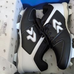 Brand New Ringor Molded Cleats