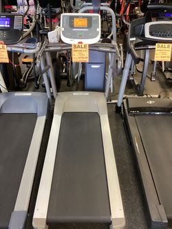 Precor 9.27 High End Treadmill Light Use Low Mileage Includes Warranty