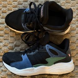 Women’s Adidas Size 6.5Y (Women’s 8)