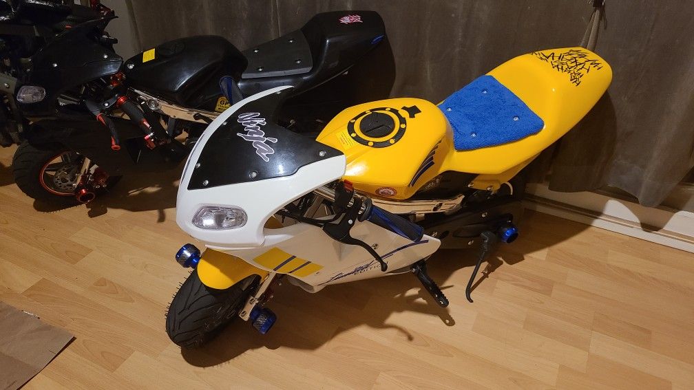 Rocket Pocket Bikes 