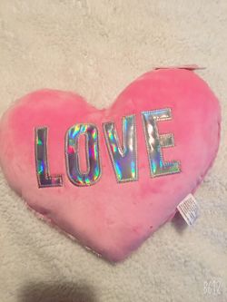 Beautiful and lovable cushion. 11 each