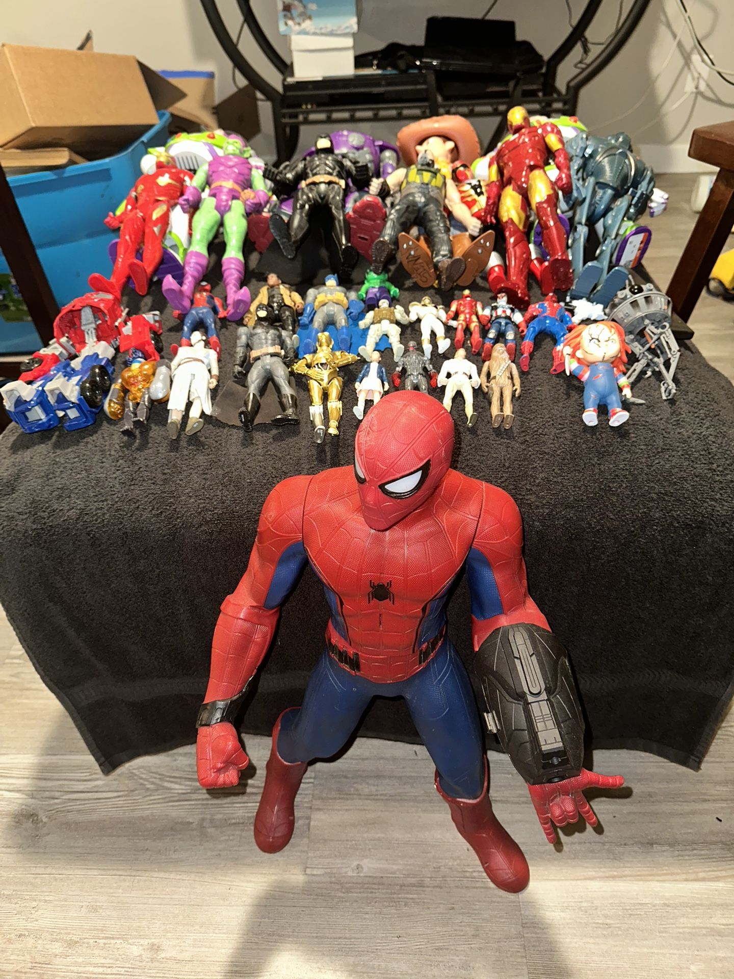 30 Star Wars Marvel Batman Toy Story Figure Lot