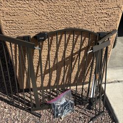 Metal Expandable Gates