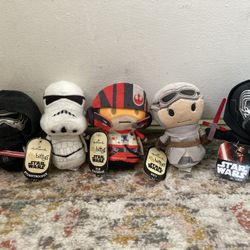 New Hallmark Star Wars Plushies Set Of 5 PLEASE DONT WASTE MY TIME IF YOU ARE NOT SERIOUS.