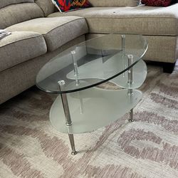 Glass coffee table 