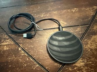 AT&T 15W Qi wireless charging pad, model 06351.