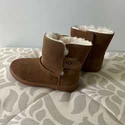 Toddler Girl’s Size 9 UGG Boots