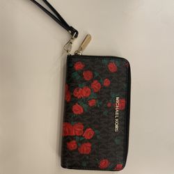 Michael Kors Floral Hand Wallet 