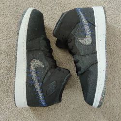 Air Jordan Retro 1 Mid Size 6.5 Youth/8wmns 
