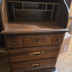 Wood Desk/dresser 