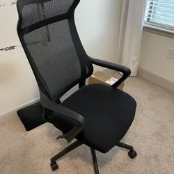 Economic Desk Chair