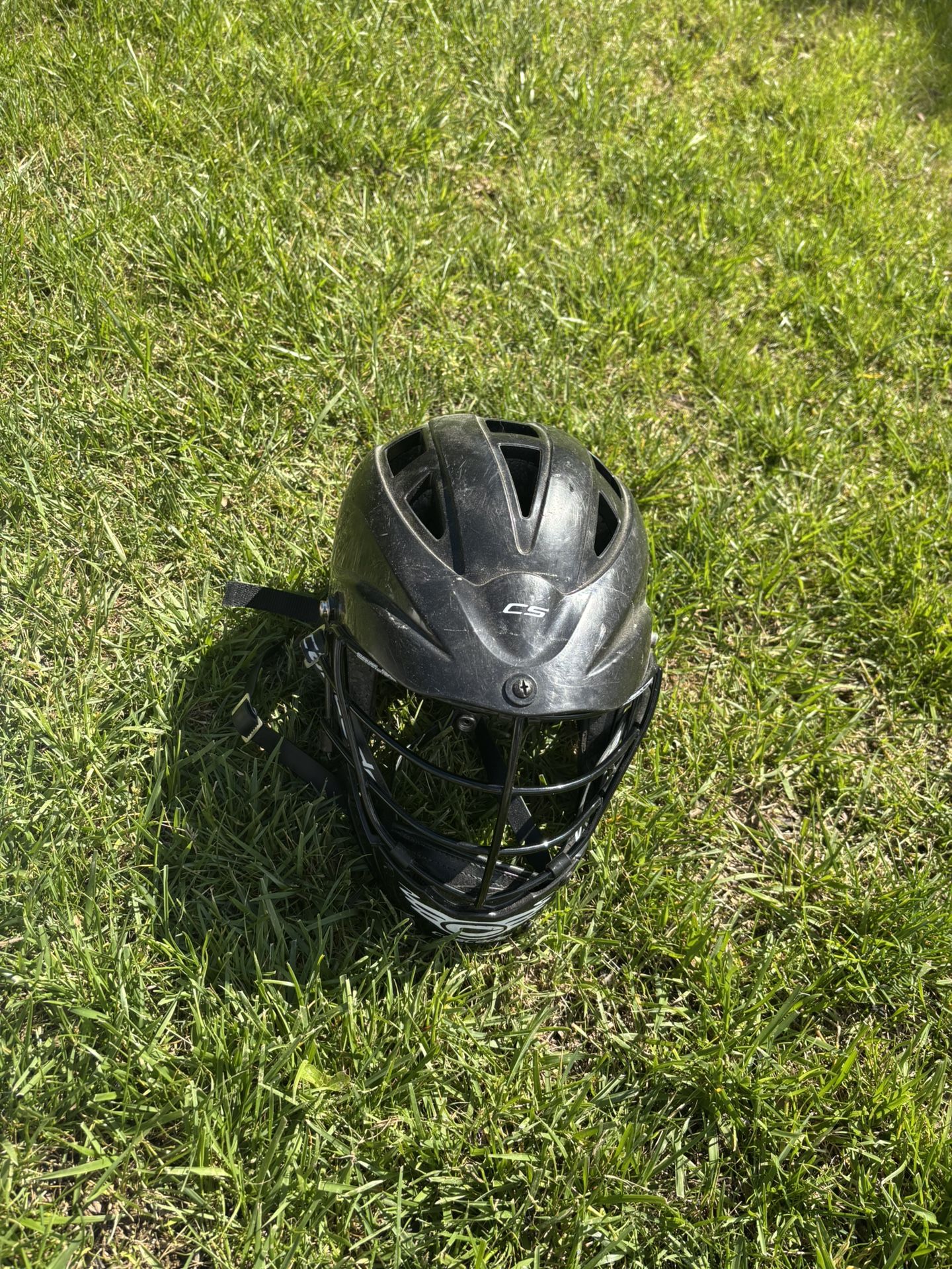 Cascade Lacrosse helmet with chin strap