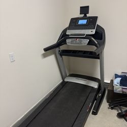 Treadmill 